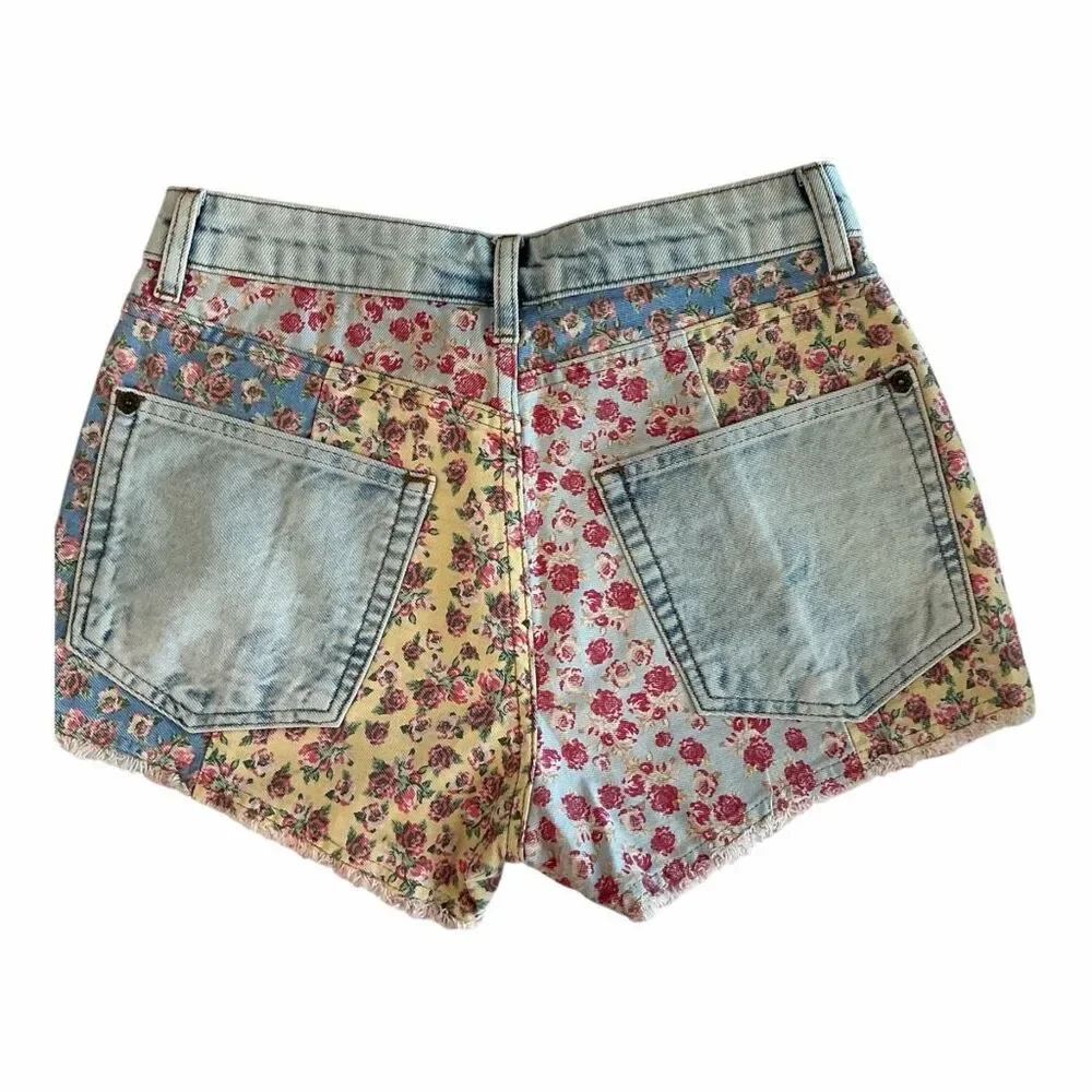 NWOT Farm Rio Anthropologie Women’s 26 HR Patchwork Denim Floral Shorts - Picture 5 of 7